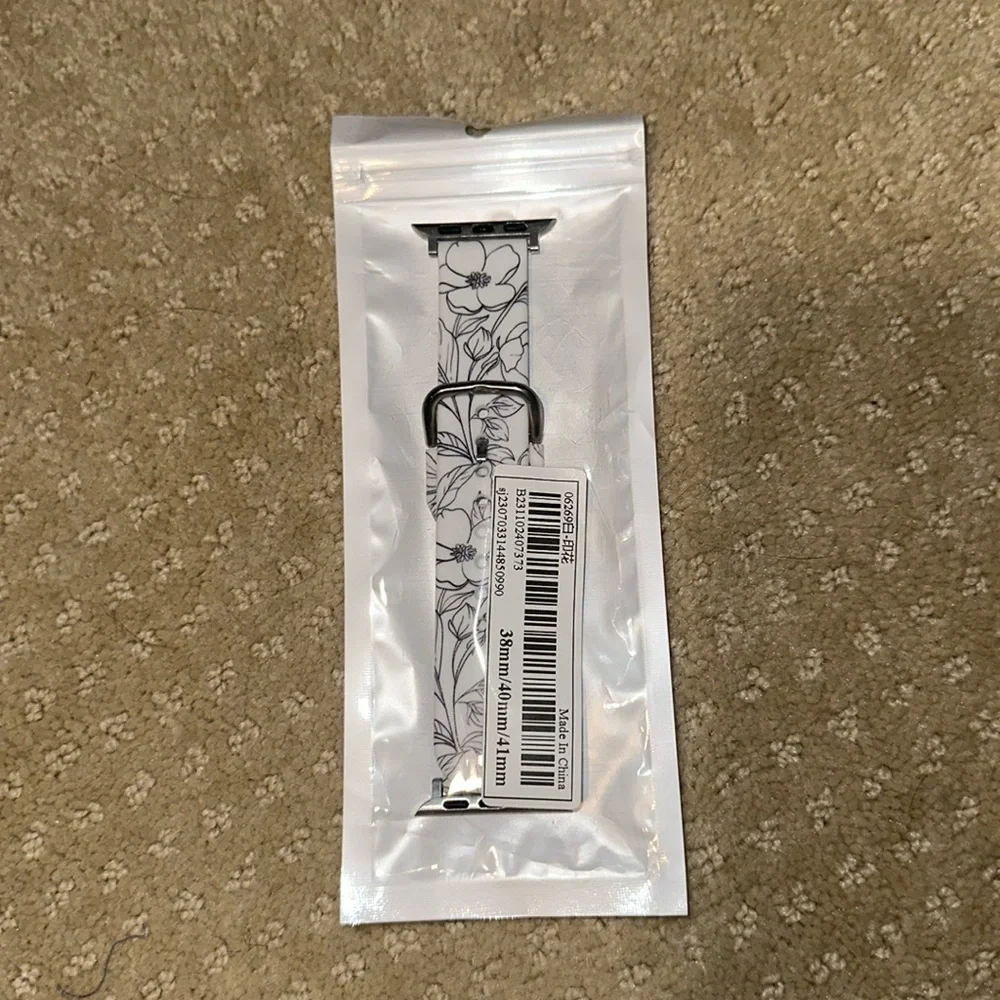 White floral Apple Watch Band
